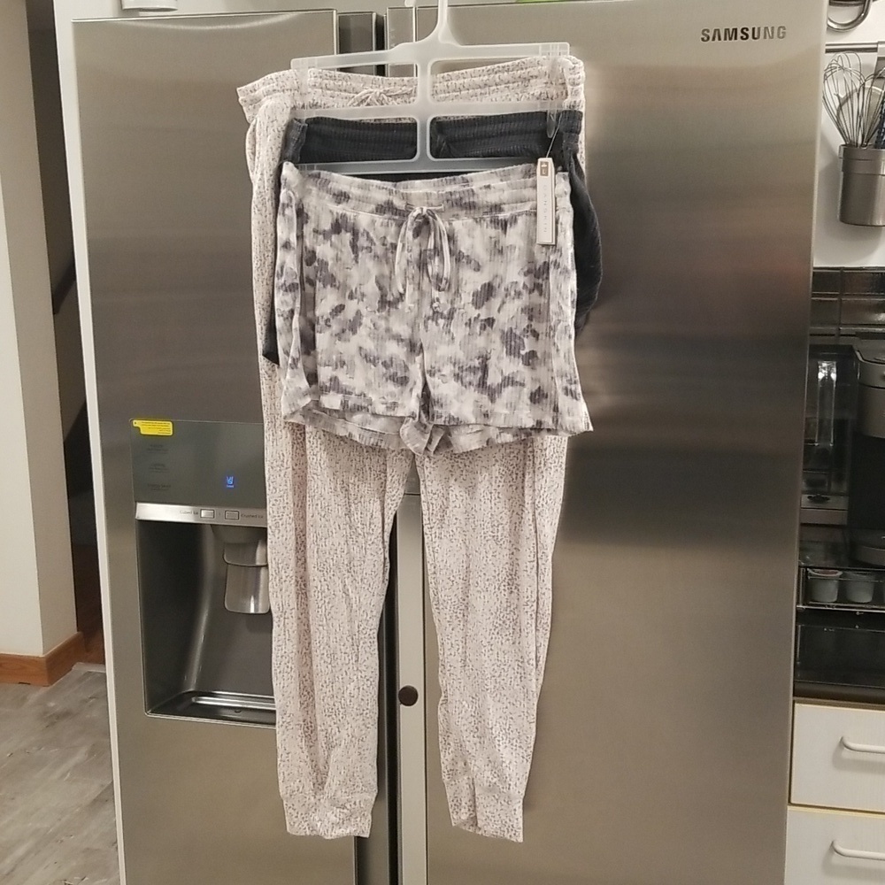 💕DANSKIN💕 Oh So Soft PJ Set (1 Jogger + 2 Shorts) ~ Large L NWT
